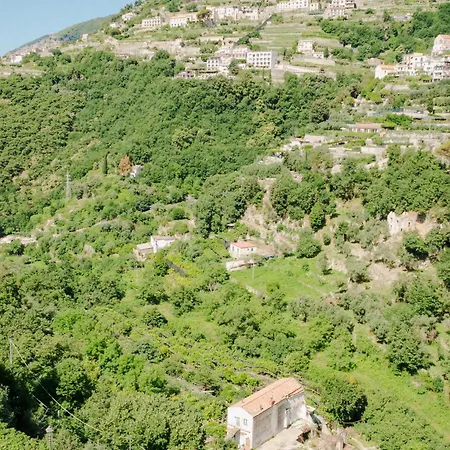 Rosa E Valentino Ravello