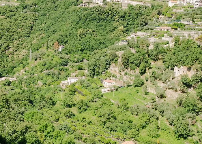 Rosa E Valentino Ravello