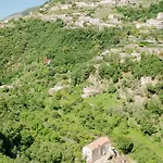 Rosa E Valentino Ravello