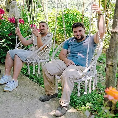 Alojamento de Acomodação e Pequeno-almoço Rosa E Valentino